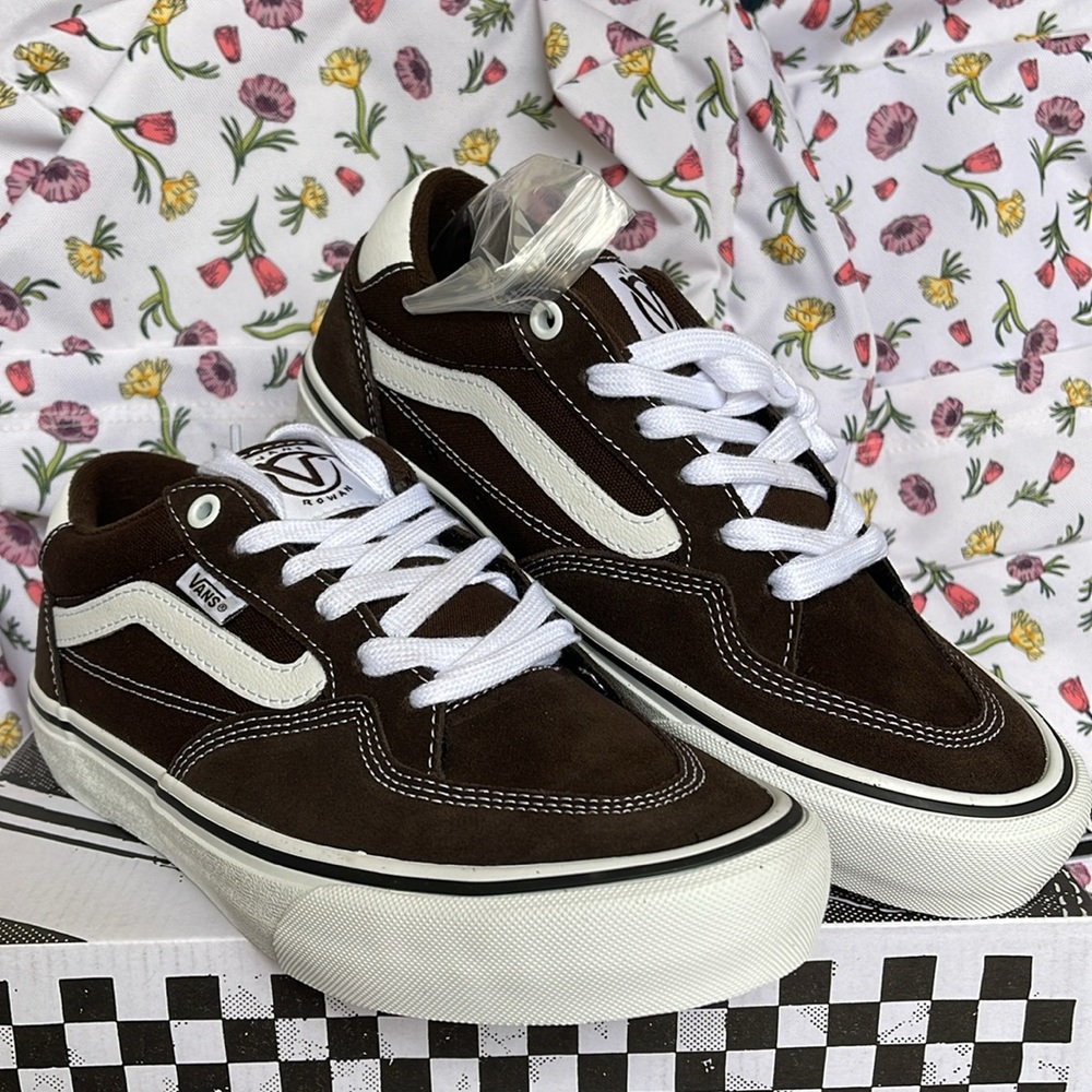 Vans Men’s Rowan
Dark Brown
VN0A5JICDRB Sneakers - Picture 5 of 16